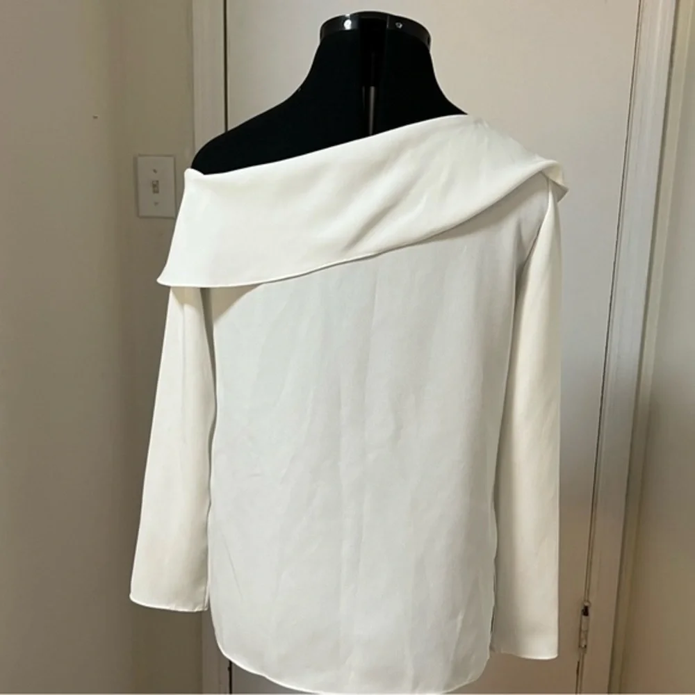 Club Monaco Kerni Off Shoulder Long Sleeve Crepe Blouse White Size Extra Small/0 - Picture 3 of 5